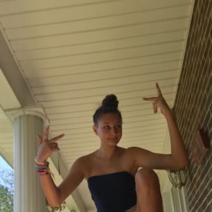 Meet your Posher, Lindsey